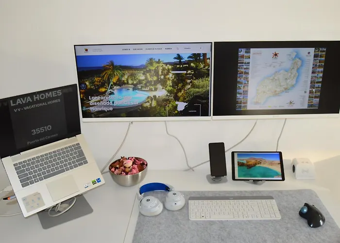 Lava Nomad Puerto del Carmen (Lanzarote)