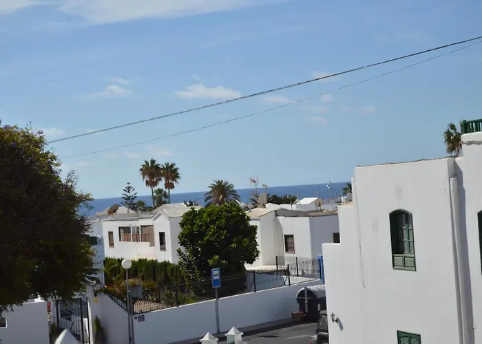 Lava Nomad 아파트